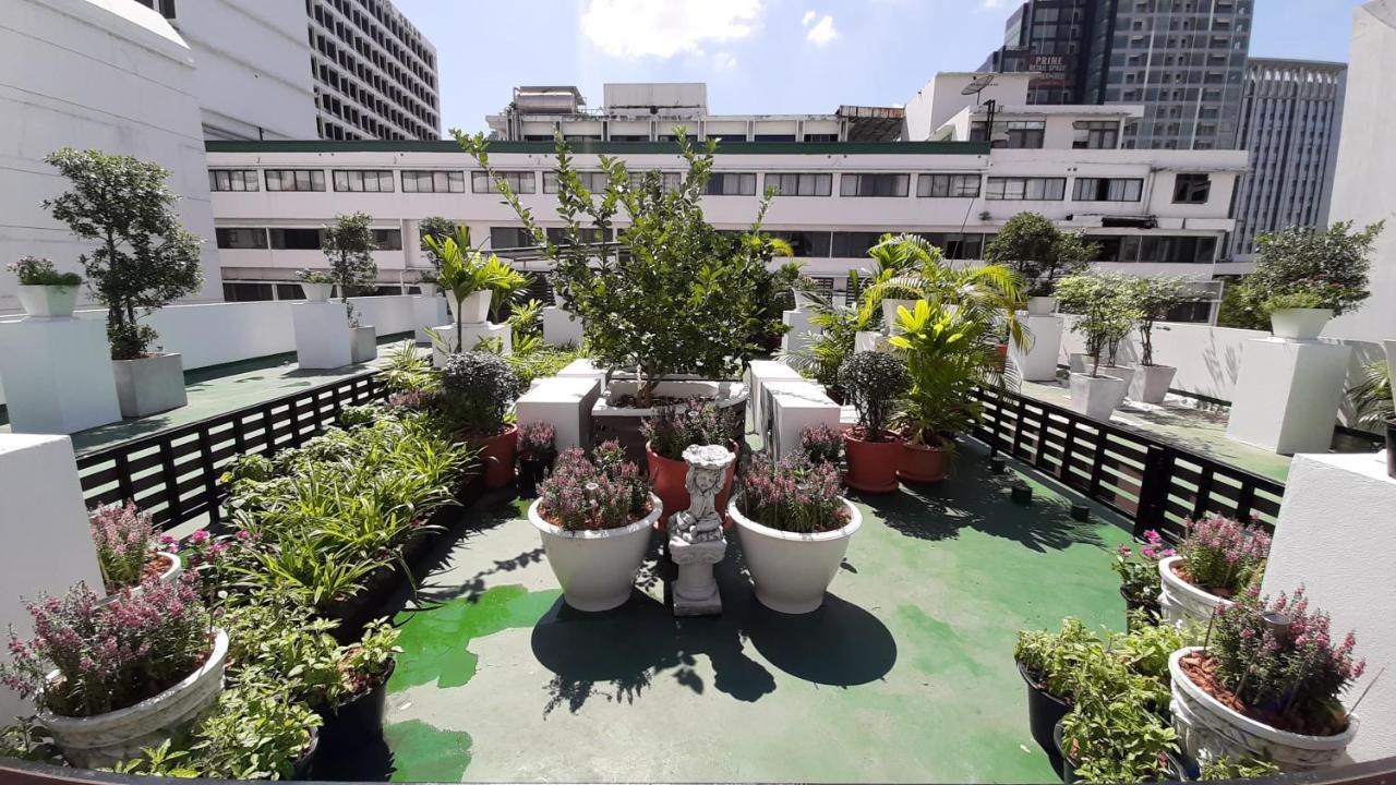 City Plaza Nana Hotel Бангкок Екстер'єр фото